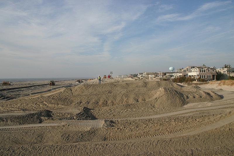 Day142 Easement 6405 TOD Gap 1.JPG